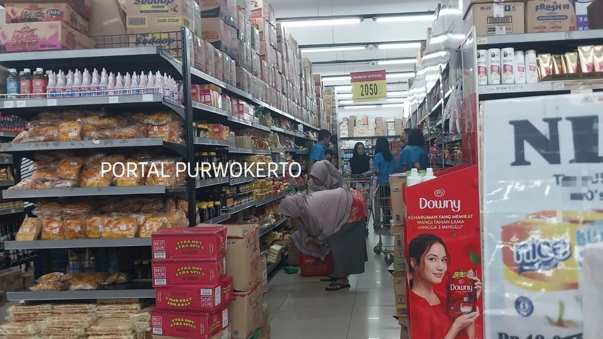 Toko Lintang: Jantung Belanja Harian di Cilacap